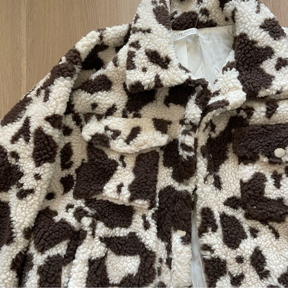 NWT 12th Tribe Belle Cow Print Teddy Jacket size S - Picture 2 of 8